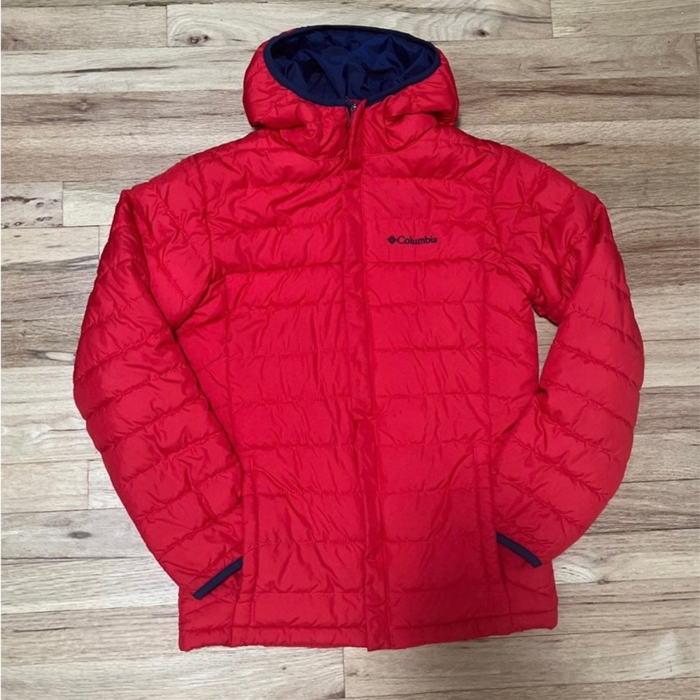 Red Columbia Youth Large 14/16 or XS Women’s Omni-Shield Jacket